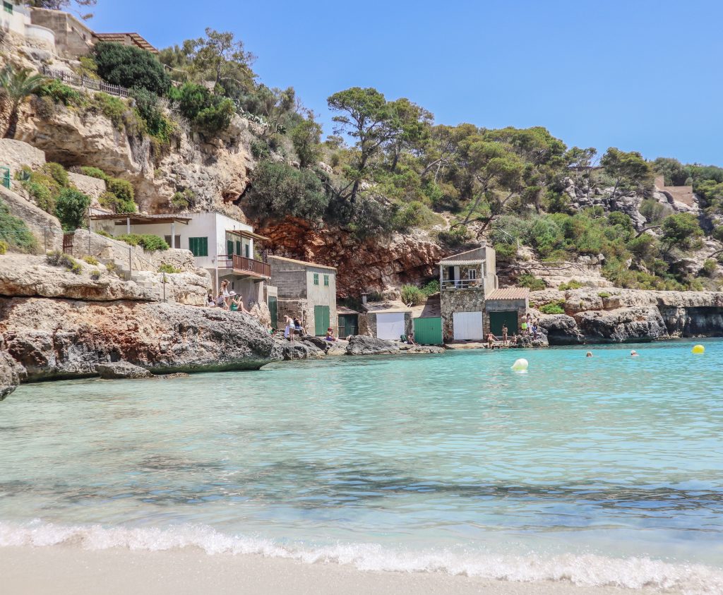 Najlepša plaža na Mallorci - Cala Llombards