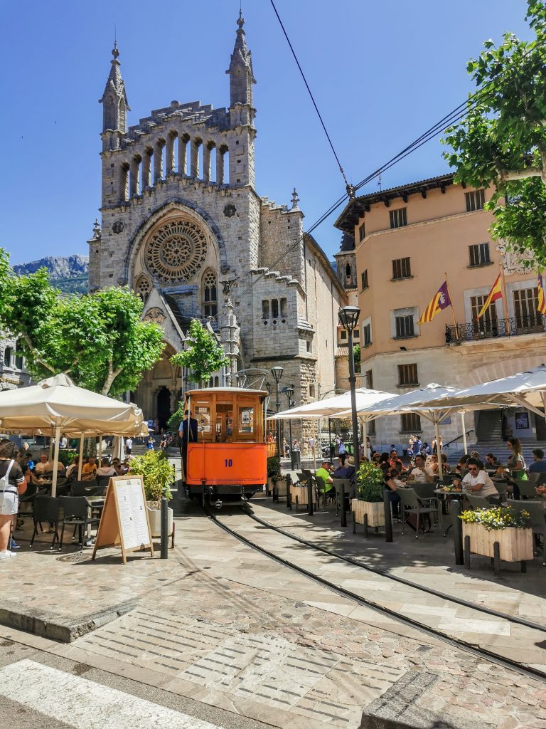 Najlepše mesto na Mallorci . Soller