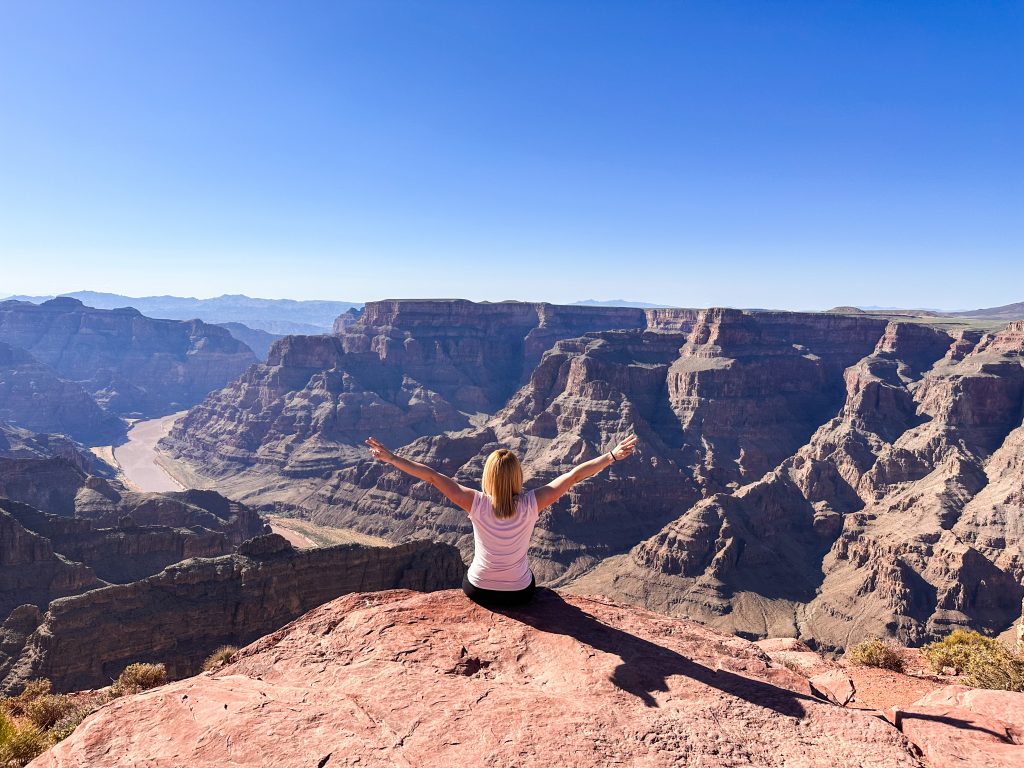 Potovanje po Ameriki in obisk znamenitega Grand Canyona